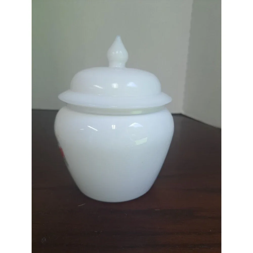 1972 Avon Dynasty Milk Glass Ginger Jar With Songbird